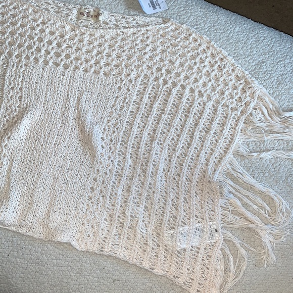 Hollister BOHO Fringed Poncho — NWT— One Size - Picture 3 of 6
